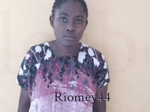 Riomey44
