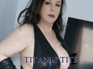 TITANIC_TITS