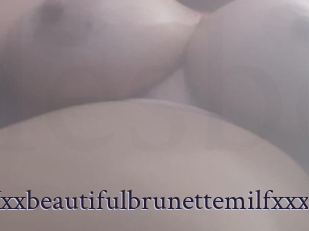 Xxxbeautifulbrunettemilfxxx